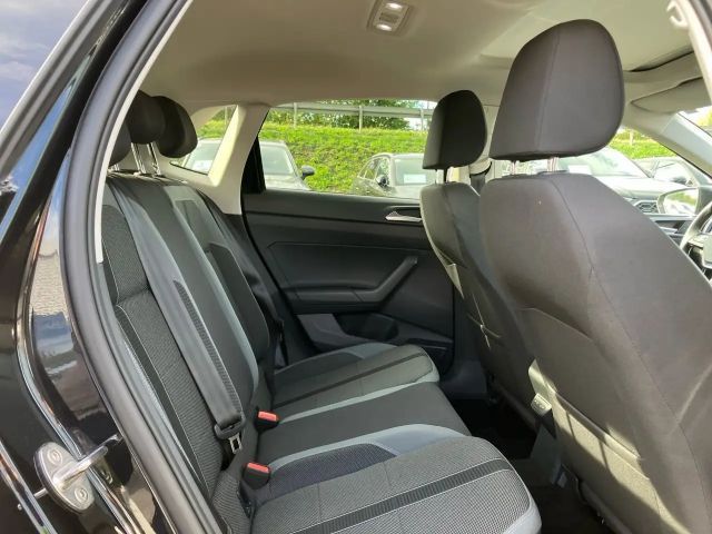 Volkswagen Polo 1.0 TSI DSG Highline