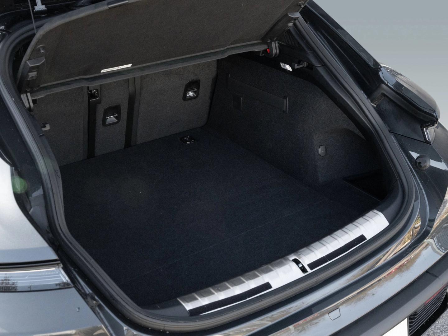 Porsche Taycan GTS Sport Turismo