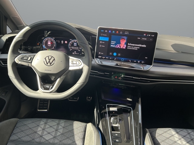 Volkswagen Golf 1.5 eTSI Golf VIII Variant