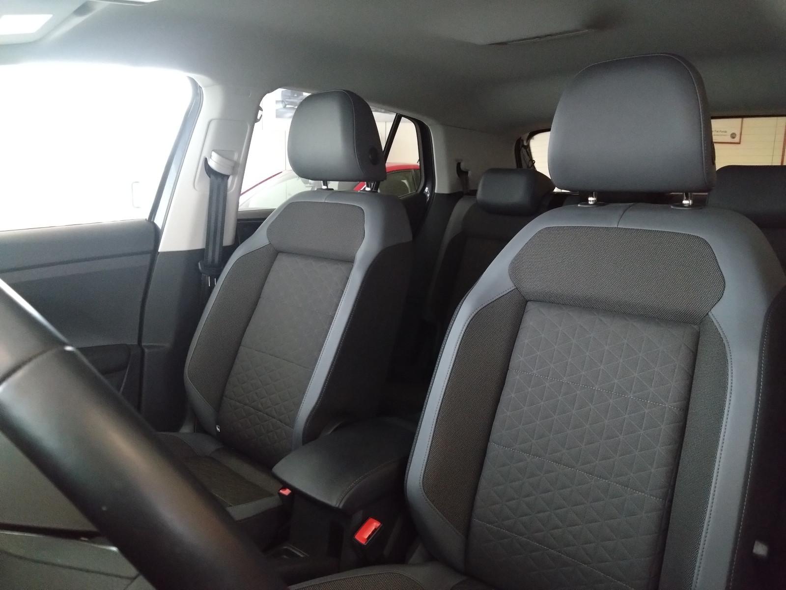 Volkswagen T-Cross 1.0 TSI R-Line Style