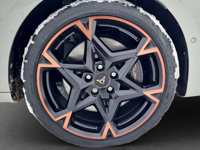 Cupra Leon DSG e-Hybrid