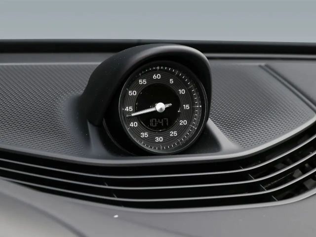 Porsche Taycan 4S Cross Turismo