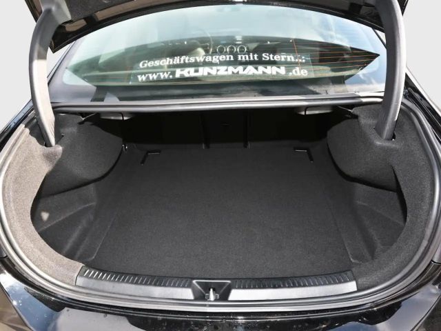 Mercedes-Benz A 180 AMG Line