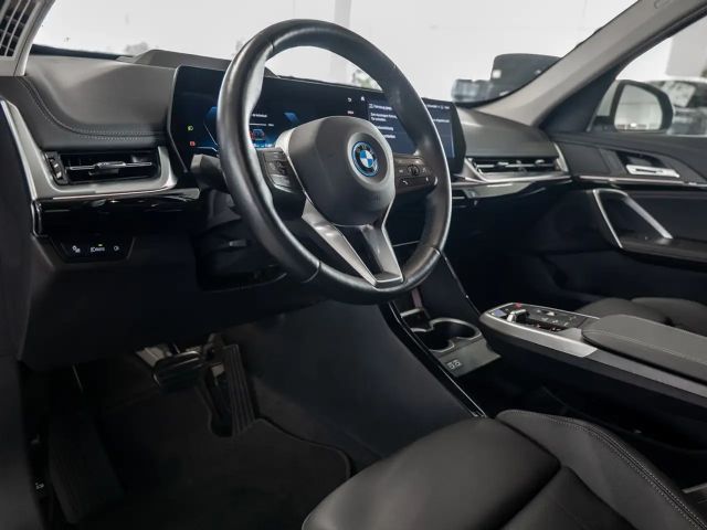 BMW X1 xDrive30 xLine AHK HUD 360° LED ACC NAVI SHZ