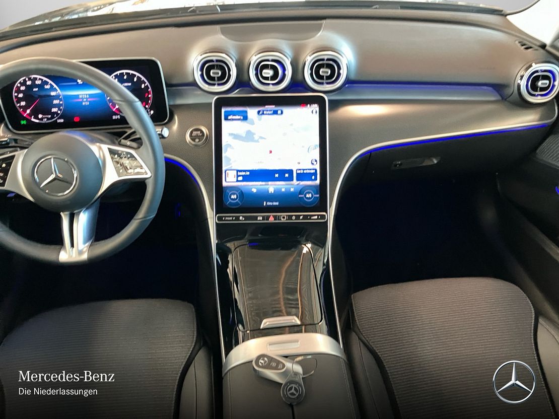 Mercedes-Benz C 180 AVANTGARDE Sedan