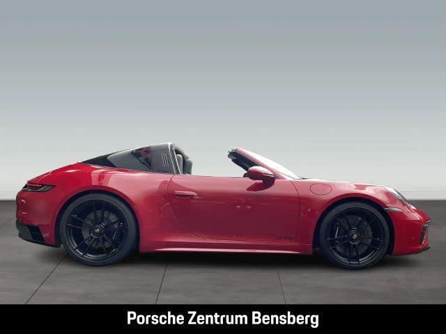 Porsche 992 4 Cabrio GTS Targa
