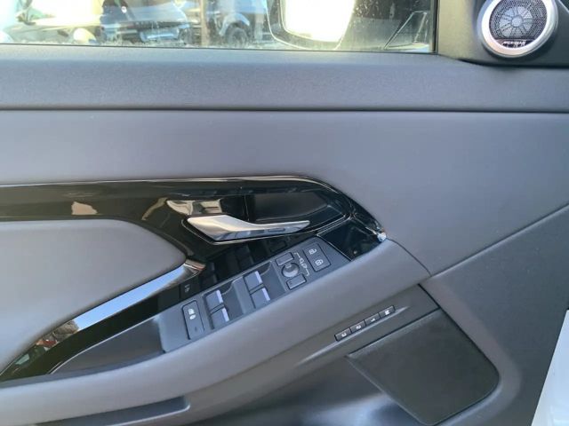 Land Rover Range Rover Evoque D200 Dynamic SE