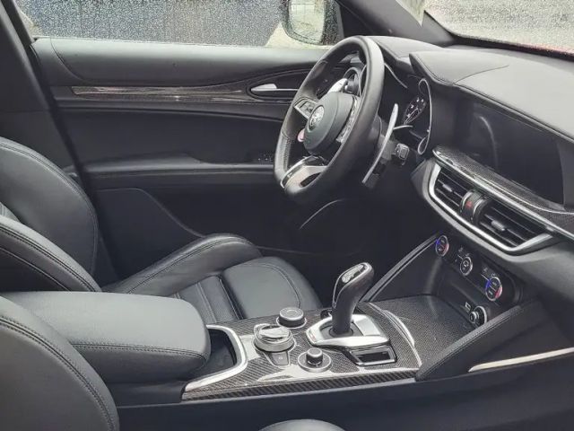 Alfa Romeo Stelvio Q4 Quadrifoglio
