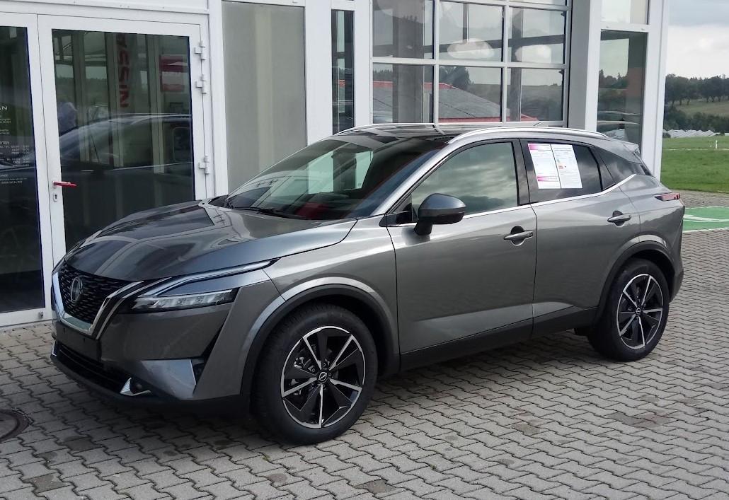 Nissan Qashqai AWD DIG-T Tekna