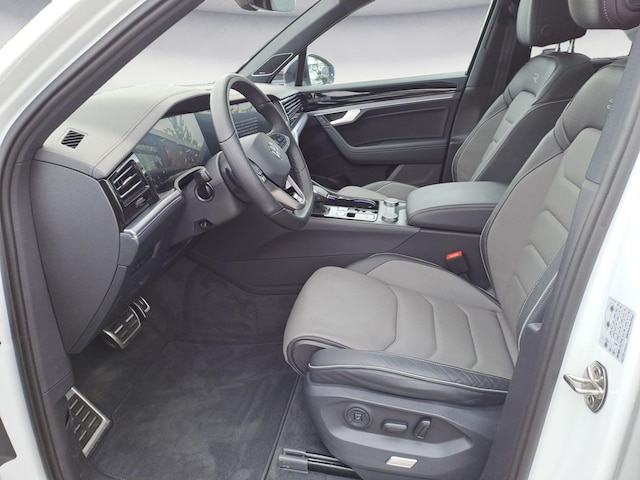 Volkswagen Touareg IQ.Drive R-Line