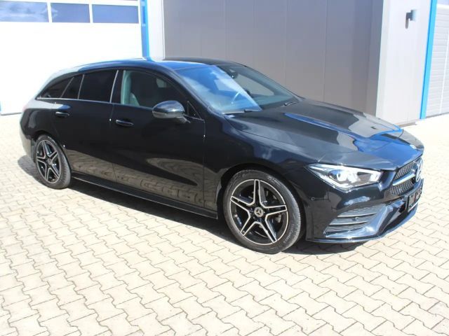 Mercedes-Benz CLA 200 AMG Line Shooting Brake