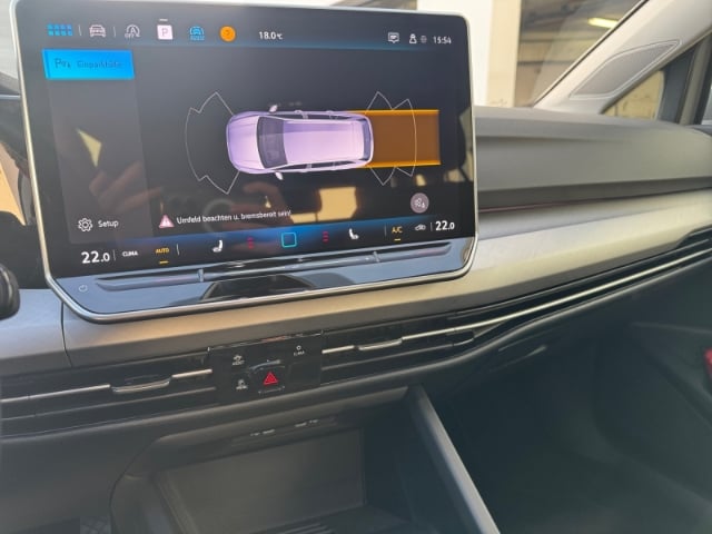 Volkswagen Golf Life Variant