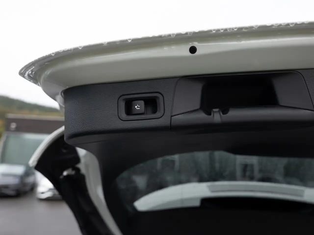 Mercedes-Benz B 200 Progressive