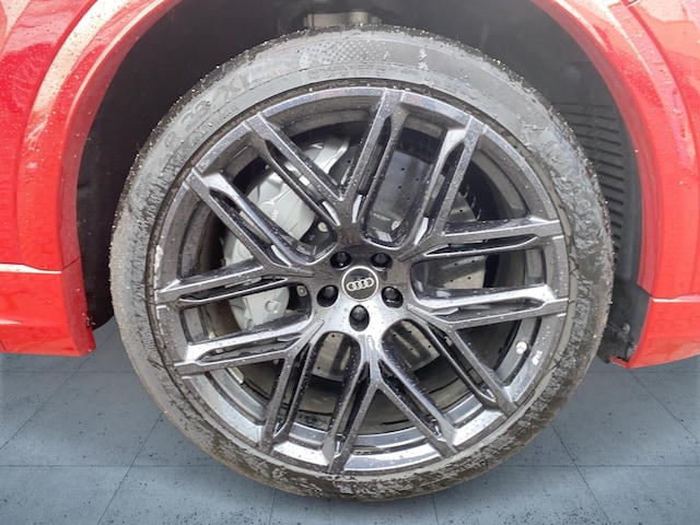 Audi RS Q8 Performance Quattro