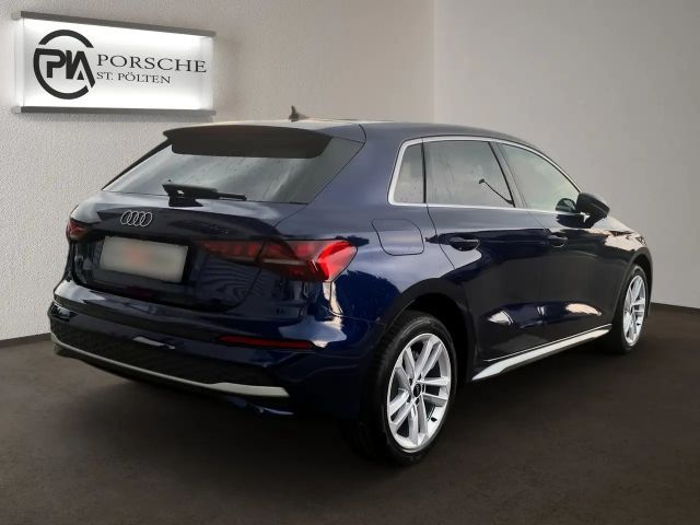 Audi A3 30 TFSI Sedan