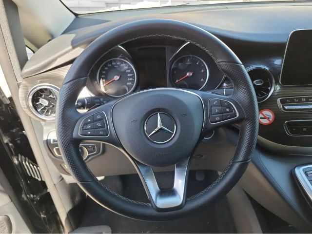 Mercedes-Benz V 300 AVANTGARDE V 300 d