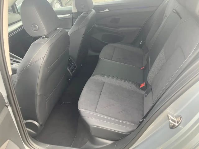 Volkswagen Golf Business DSG Variant