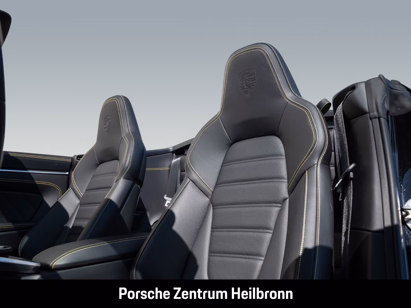 Porsche 911 4 992 Cabriolet Carrera GTS