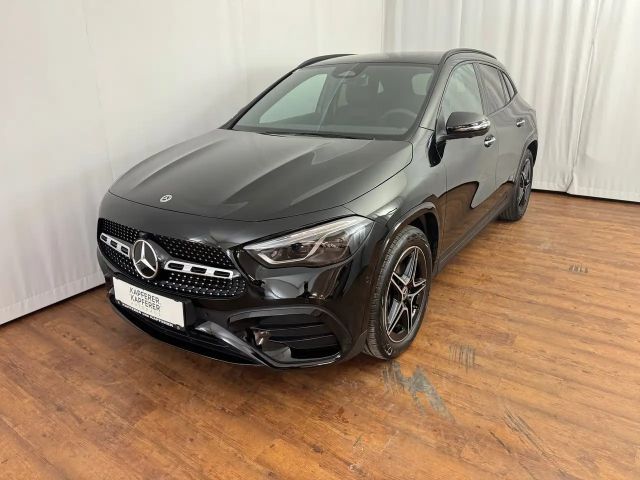 Mercedes-Benz GLA 200 4MATIC GLA 200 d