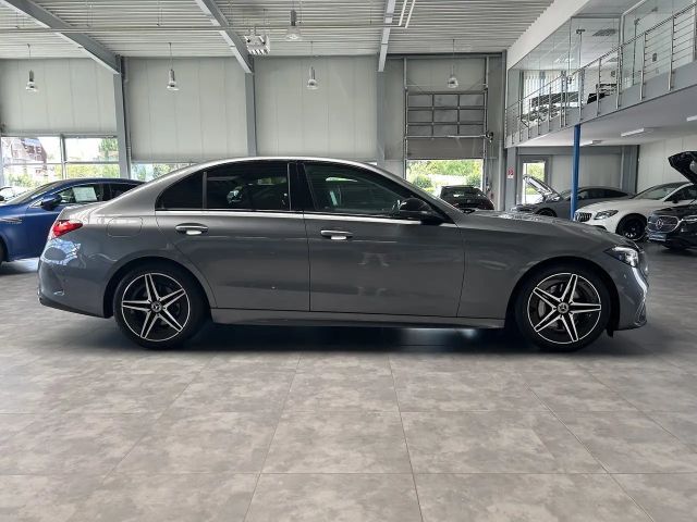 Mercedes-Benz C 300 AMG Line C 300 d Sedan