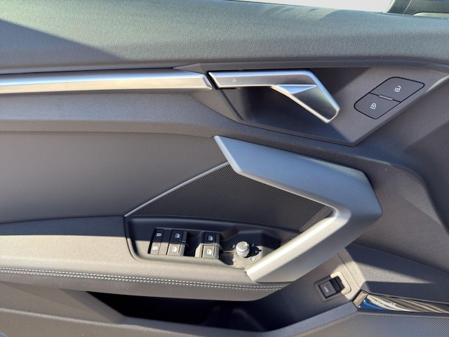 Audi A3 30 TFSI S-Line S-Tronic Sportback