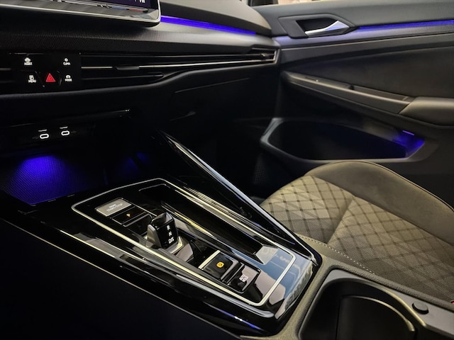 Volkswagen Golf 1.5 eTSI R-Line