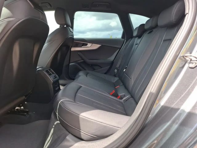 Audi A4 40 TFSI S-Line