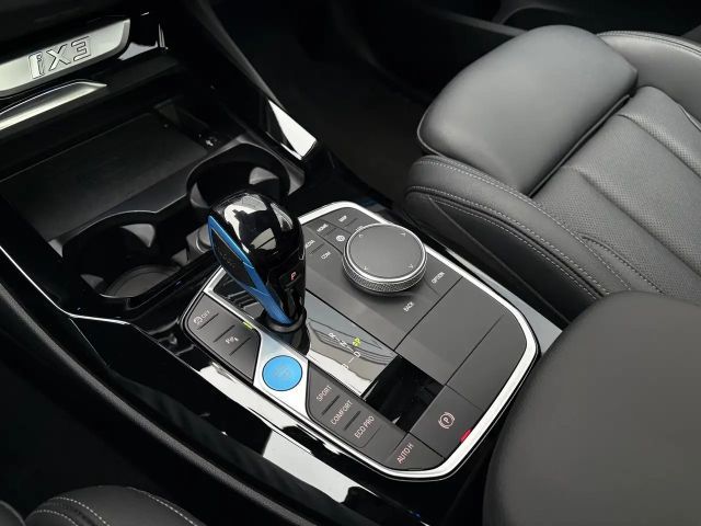 BMW iX3 iX3
