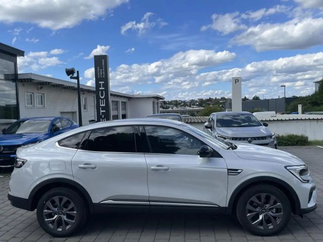 Renault Arkana EDC Hybrid Techno