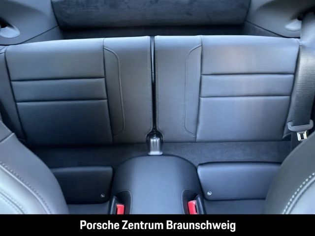 Porsche 992 Carrera Coupé