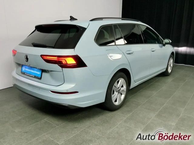 Volkswagen Golf 1.5 TSI Life Variant