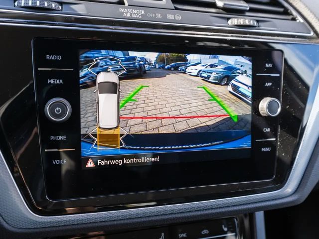 Volkswagen Touran Goal 1.5TSI Navi RFK ACC SHZ PDC 7-Sitzer