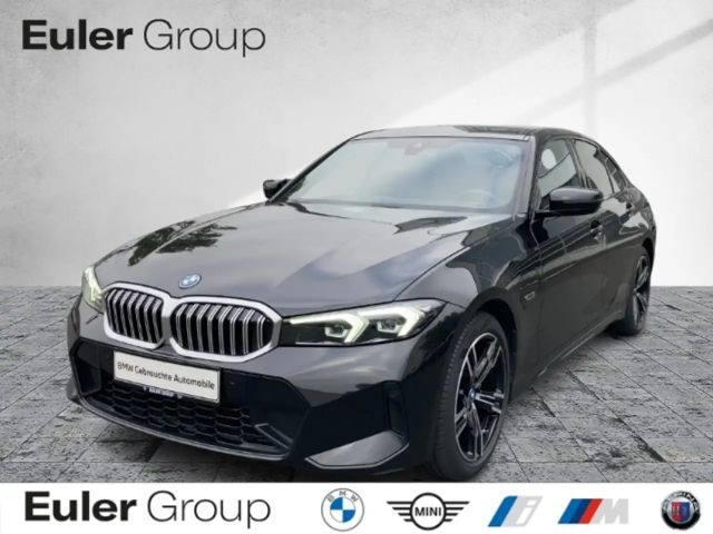 BMW 320 320e M-Sport Sedan