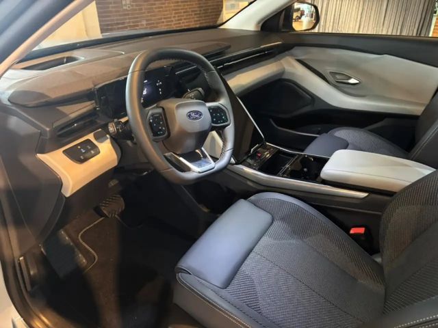 Ford Explorer Extended range