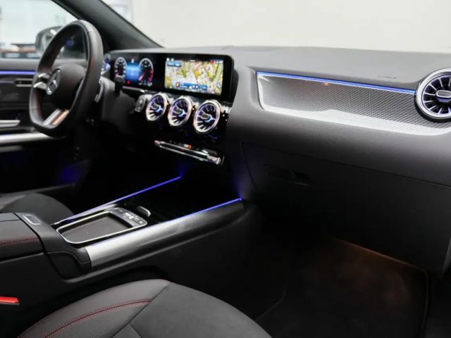 Mercedes-Benz GLA 200 4MATIC GLA 200 d