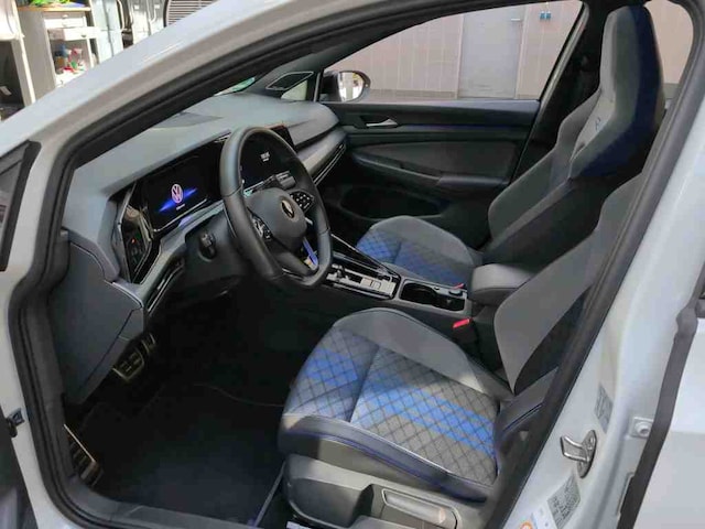 Volkswagen Golf 2.0 TSI IQ.Drive Variant