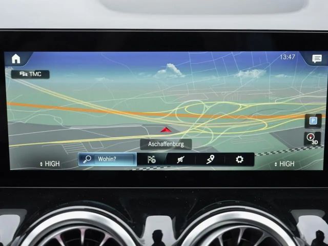 Mercedes-Benz GLA 200 Progressive