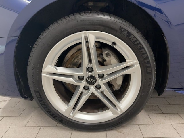 Audi A4 40 TDI Quattro S-Tronic Sedan