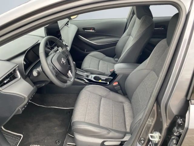 Toyota Corolla Hybride Team D