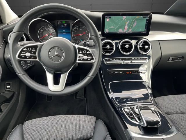 Mercedes-Benz C 300 AVANTGARDE Sedan