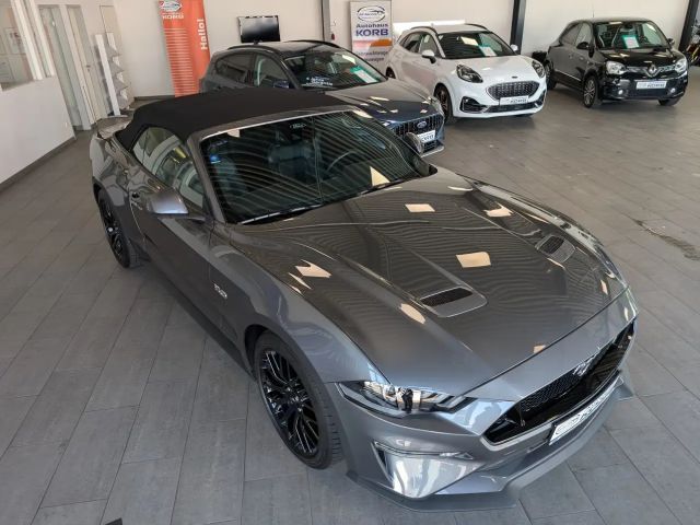 Ford Mustang Convertible GT 5.0 V8