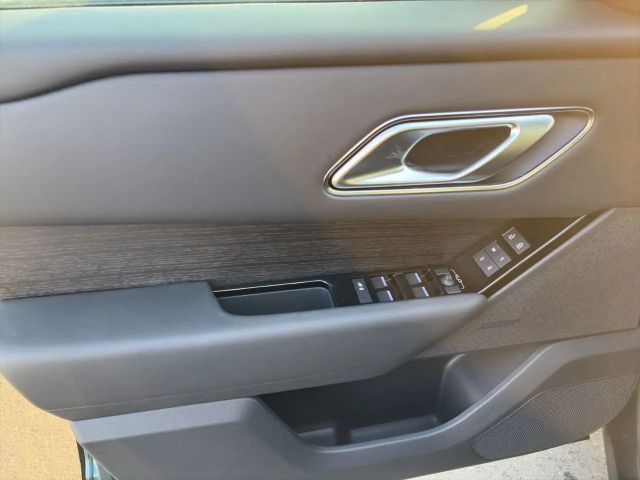 Land Rover Range Rover Velar P400e