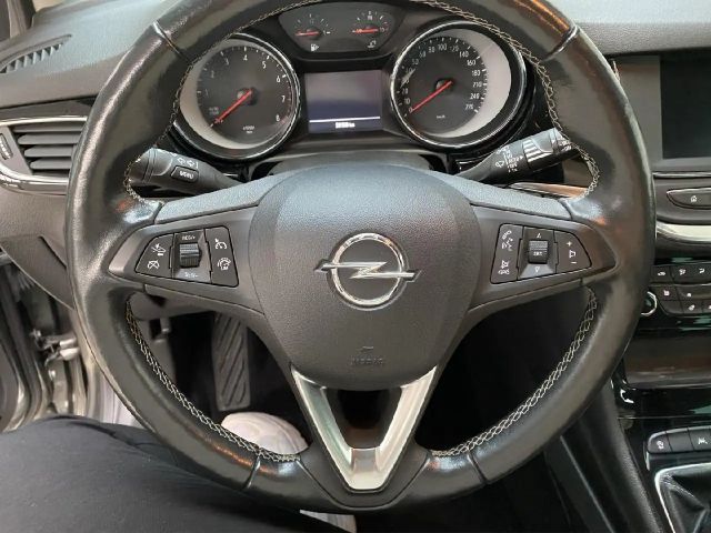 Opel Astra Design & Tech Start/Stop