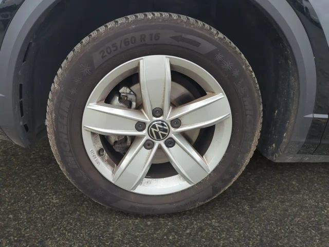 Volkswagen T-Roc 1.5 TSI DSG R-Line