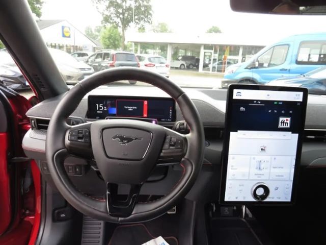 Ford Mustang Mach-E AWD Extended range