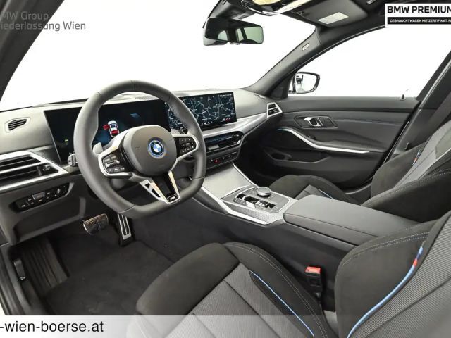 BMW 330 330e xDrive