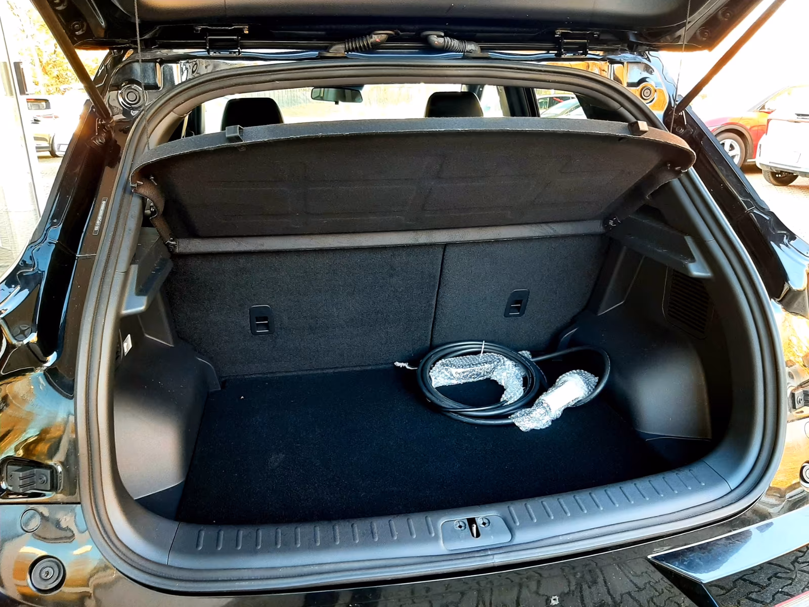 Seres 3 54 kWh 360° DAB NAVI