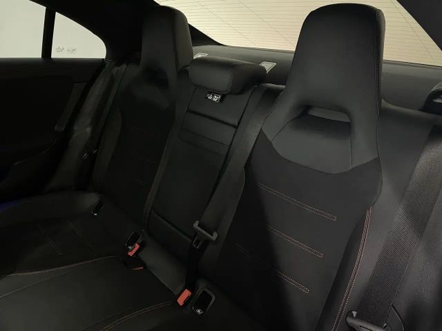 Mercedes-Benz CLA 220 AMG Line CLA 220 d Coupé