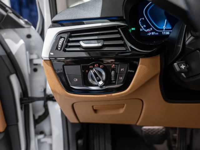 BMW 530 530e Sedan xDrive