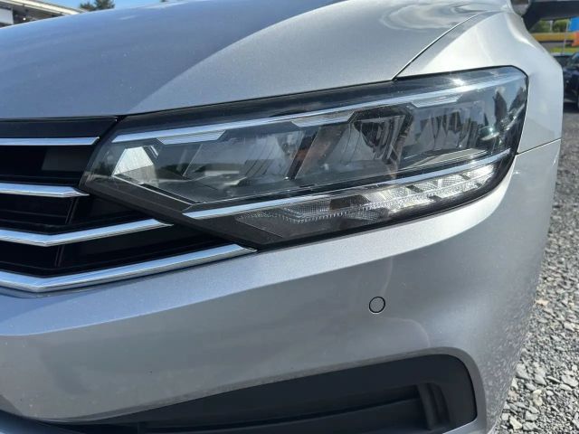 Volkswagen Passat 1.5 TSI DSG Variant